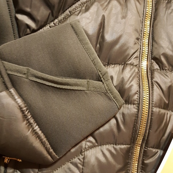 Nwt michael kors puffer olive green - Picture 3 of 8